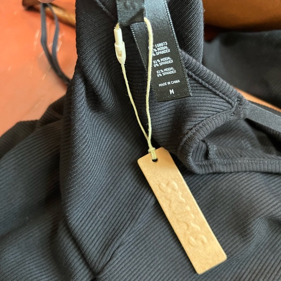 SKIMS ONYX SOFT RIBBED LOUNGE MAXI SLIP DRESS NWT SIZE MEDIUM - Picture 13 of 16